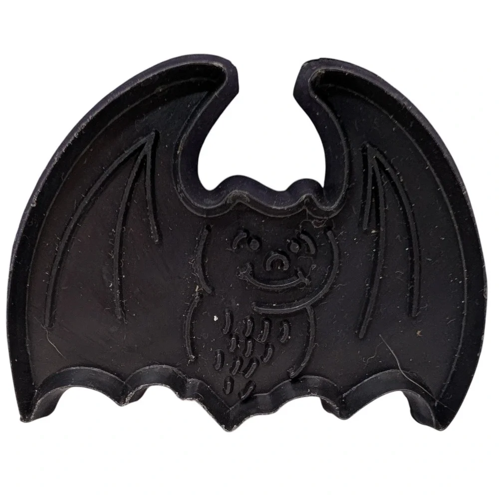 Vintage Halloween Cookie Cutters Black Skull Haunted House Bat Set of‎ Three